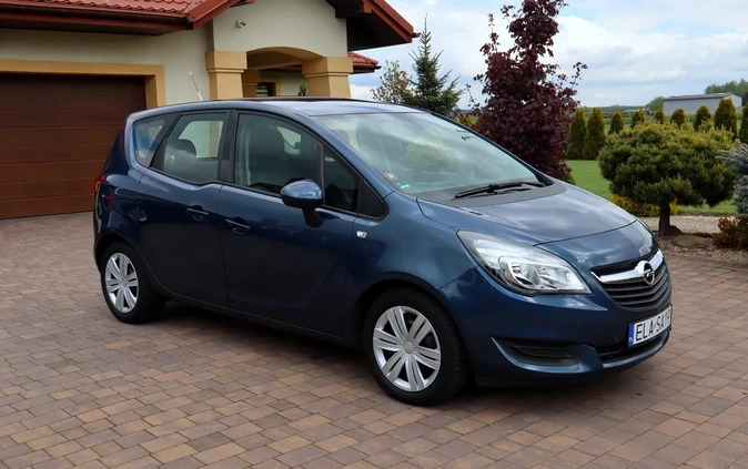 Opel Meriva cena 30900 przebieg: 149000, rok produkcji 2015 z Ustka małe 326